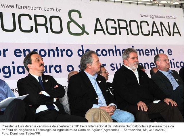 Presidente Lula durante cerimônia de abertura da 18ª Feira Internacional da Indústria Sucroalcooleira (Fenasucro) e da 8ª Feira de Negócios e Tecnologia da Agrocana.