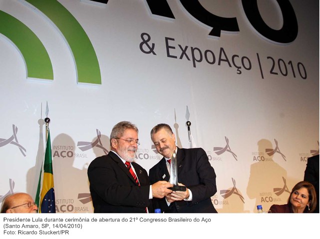 Presidente Lula durante cerimônia de abertura do 21º Congresso Brasileiro do Aço.