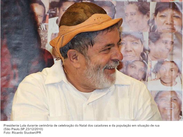 Presidente Lula durante cerimônia de celebração do Natal dos catadores e da população em situação de rua (2).