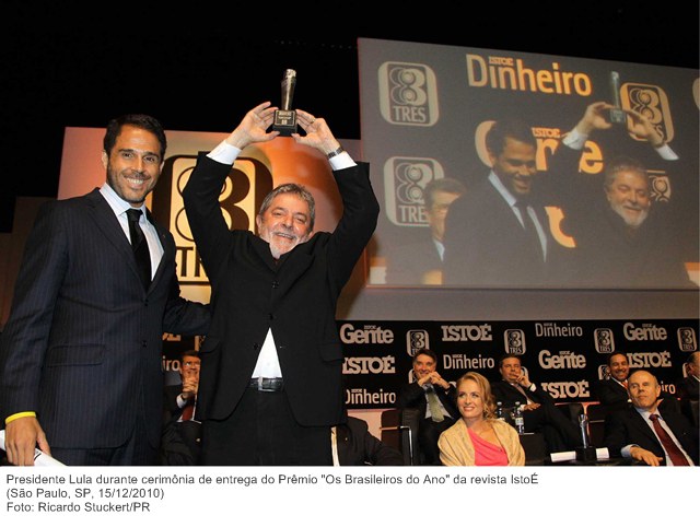Presidente Lula durante cerimônia de entrega do Prêmio Os Brasileiros do Ano da revista IstoÉ.