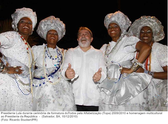 Presidente Lula durante cerimônia de formatura doTodos pela Alfabetização (Topa) 2009-2010 e homenagem multicultural ao Presidente da República (2).