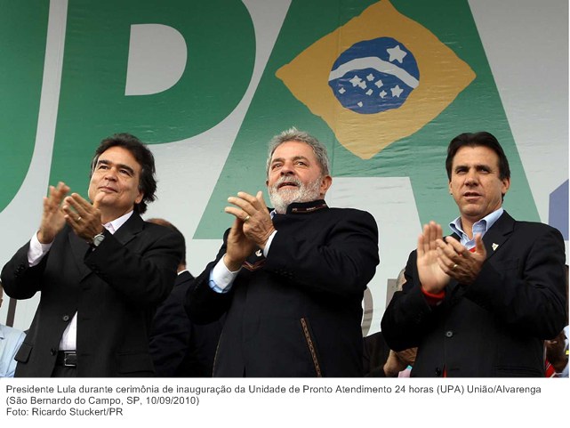 Presidente Lula durante cerimônia de inauguração da Unidade de Pronto Atendimento 24 horas (UPA) União Alvarenga.