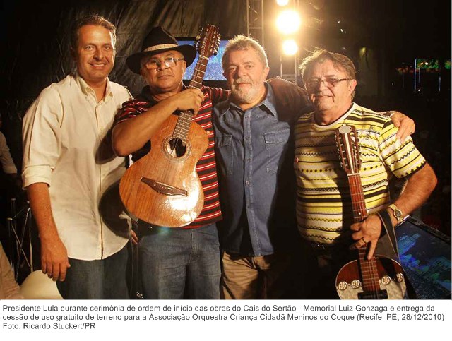 Presidente Lula durante cerimônia de ordem de início das obras do Cais do Sertão - Memorial Luiz Gonzaga e entrega da cessão de uso gratuito de terreno para a Associação Orquestra Criança Cidadã.