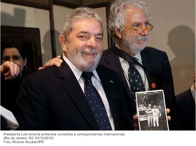 Presidente Lula durante entrevista concedida a correspondentes internacionais .