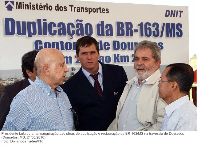 Presidente Lula durante inauguração das obras de duplicação e restauração da BR-163MS na travessia de Dourados.