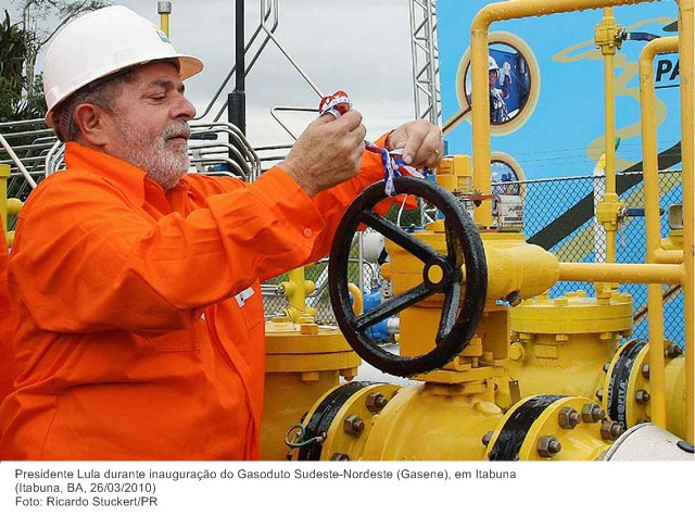 Presidente Lula durante inauguração do Gasoduto Sudeste-Nordeste (Gasene) .