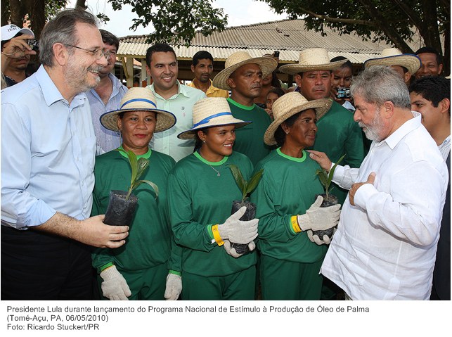 Presidente Lula durante lançamento do Programa Nacional de Estímulo à Produção de Óleo de Palma.