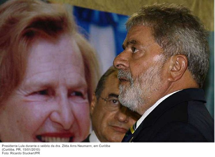 Presidente Lula durante o velório da dra. Zilda Arns Neumann, em Curitiba