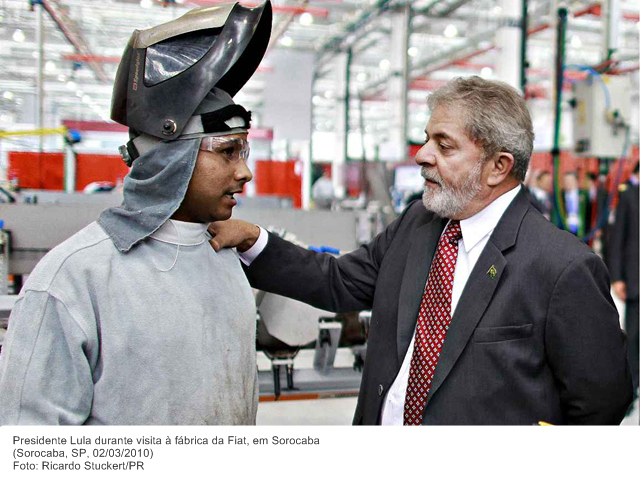 Presidente Lula durante visita à fábrica da Fiat, em Sorocaba.