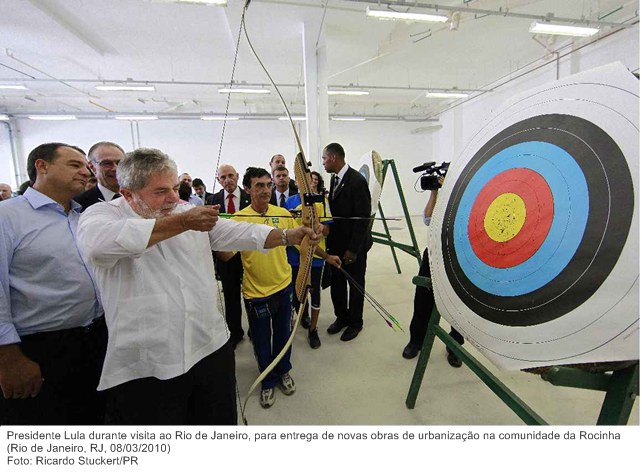 Presidente Lula durante visita ao Rio de Janeiro, para entrega de novas obras de urbanização na comunidade da Rocinha.