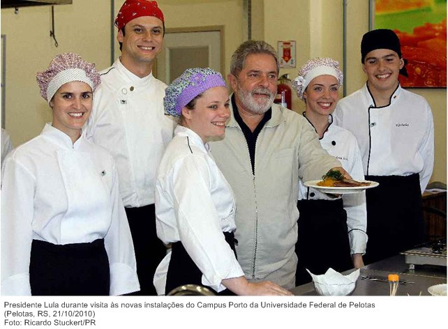 Presidente Lula durante visita às novas instalações do Campus Porto da Universidade Federal de Pelotas 