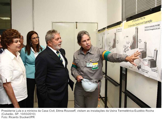 Presidente Lula e a ministra da Casa Civil, Dilma Rousseff, visitam as instalações da Usina Termelétrica Euzébio Rocha.
