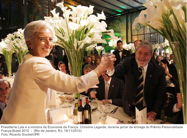 Presidente Lula e a ministra da Economia da França, Christine Lagarde, durante jantar de entrega do Prêmio Personalidade França-Brasil 2010.