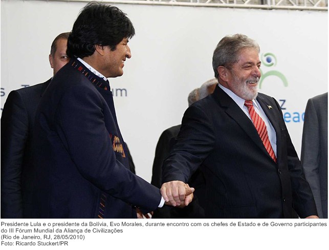 Presidente Lula e o presidente da Bolívia, Evo Morales, durante encontro com os chefes de Estado e de Governo participantes do III Fórum Mundial da Aliança de Civilizações.
