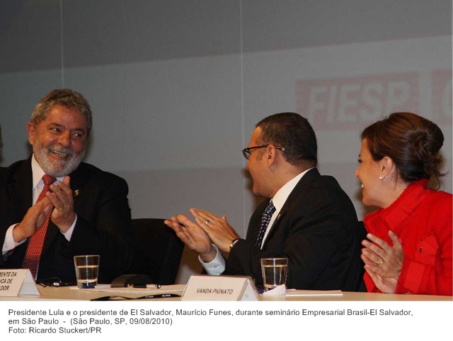 Presidente Lula e o presidente de El Salvador, Maurício Funes, durante seminário Empresarial Brasil-El Salvador, em São Paulo (3)