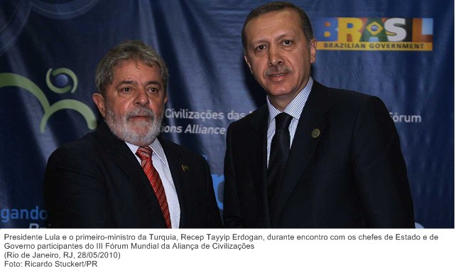 Presidente Lula e o primeiro-ministro da Turquia, Recep Tayyip Erdogan, durante encontro com os chefes de Estado e de Governo participantes do III Fórum Mundial da Aliança de Civilizações.