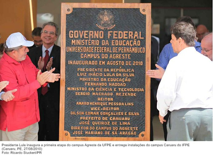Presidente Lula inaugura a primeira etapa do campus Agreste da UFPE e entrega instalações do campus Caruaru do IFPE.