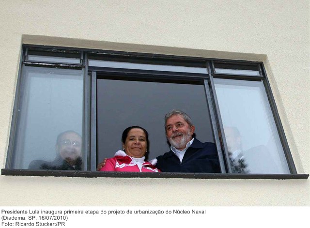 Presidente Lula inaugura primeira etapa do projeto de urbanização do Núcleo Naval (2).