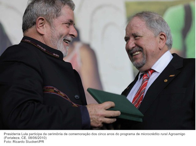 Presidente Lula participa da cerimônia de comemoração dos cinco anos do programa de microcrédito rural Agroamigo.