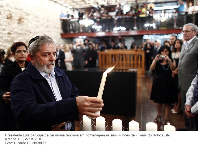 Presidente Lula participa de cerimônia religiosa em homenagem às seis milhões de vítimas do Holocausto 