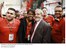 Presidente Lula posa para foto durante visita à fábrica da Fiat.