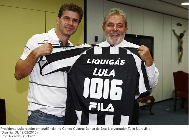 Presidente Lula recebe em audiência, no Centro Cultural Banco do Brasil, o vereador Túlio Maravilha