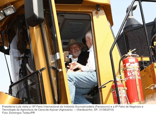 Presidente Lula visita a 18ª Feira Internacional da Indústria Sucroalcooleira (Fenasucro) e a 8ª Feira de Negócios e Tecnologia da Agricultura da Cana-de-Açúcar (Agrocana) 