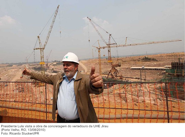Presidente Lula visita a obra de concretagem do vertedouro da UHE Jirau.