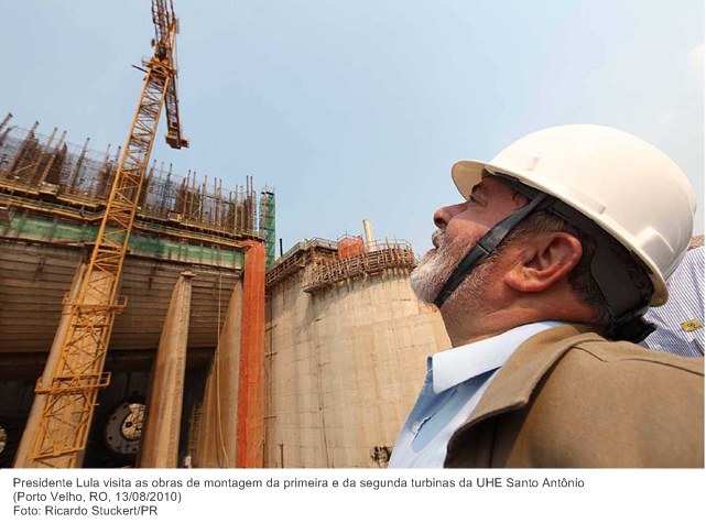 Presidente Lula visita as obras de montagem da primeira e da segunda turbinas da UHE Santo Antônio.