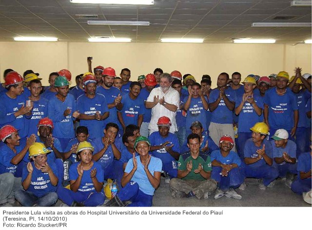 Presidente Lula visita as obras do Hospital Universitário da Universidade Federal do Piauí 
