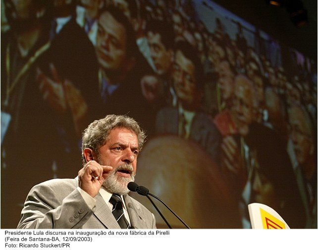 Presidente Lula discursa na inauguração da nova fábrica da Pirelli.jpg