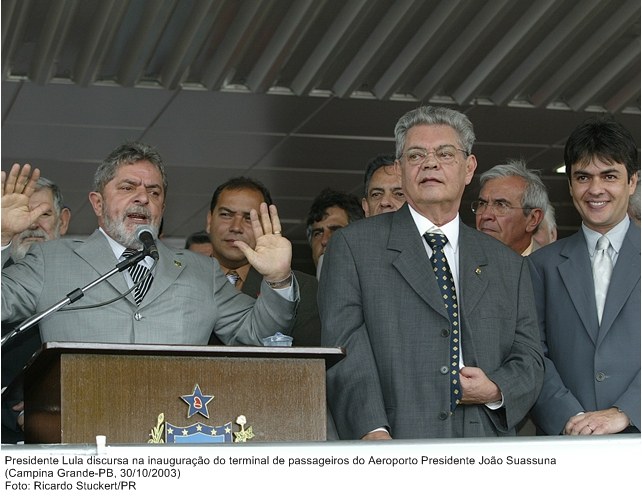 Presidente Lula discursa na inauguração do terminal de passageiros do Aeroporto Presidente João Suassuna.jpg